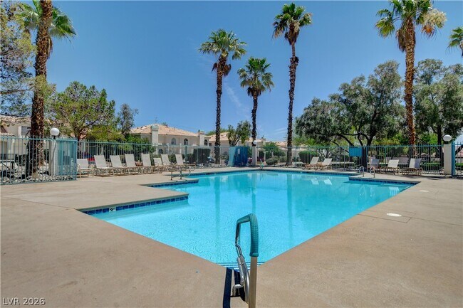 Building Photo - 8039 Teresita Ave