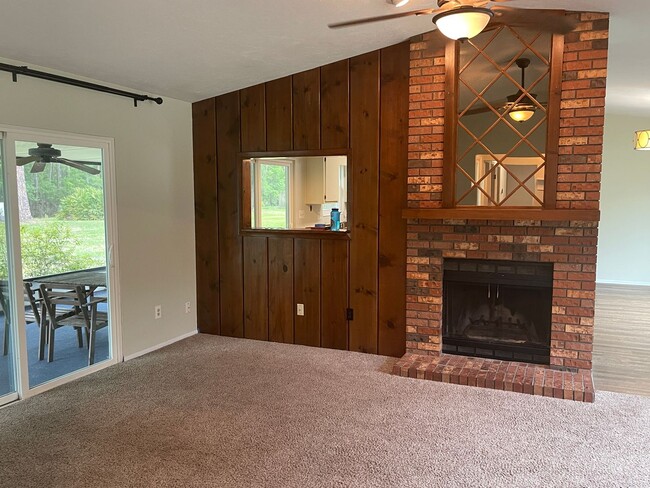 Building Photo - 3/2 (Northwood Oaks) Beautiful split floor plan home with custom brick accents and large landscap...