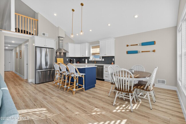 Building Photo - 3255 Goa Way