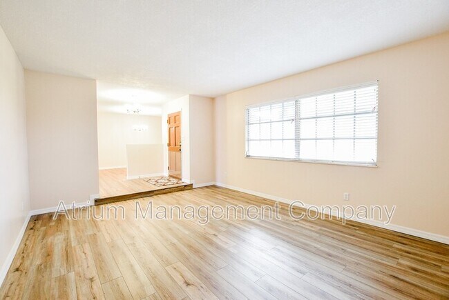 Building Photo - 1318 Kewannee Trail