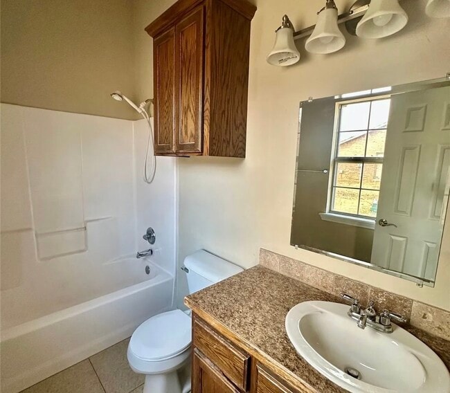 Building Photo - 14119 County Rd 3590