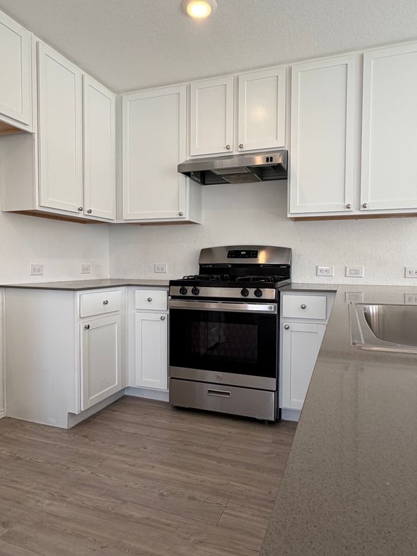 Building Photo - 20418 Onyx Ring