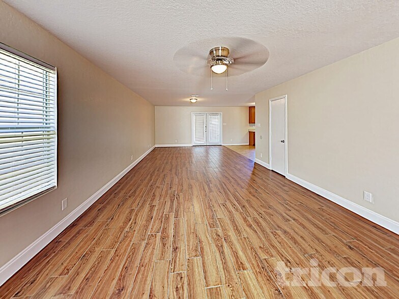 Building Photo - 4611 Stallion Cove