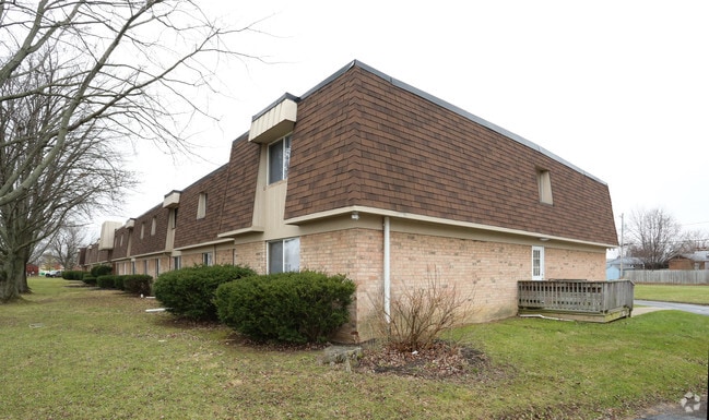 Building Photo - 3801 Sturbridge Ct