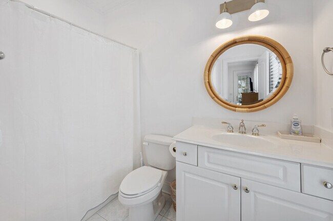 Building Photo - 3167 Luvan Blvd