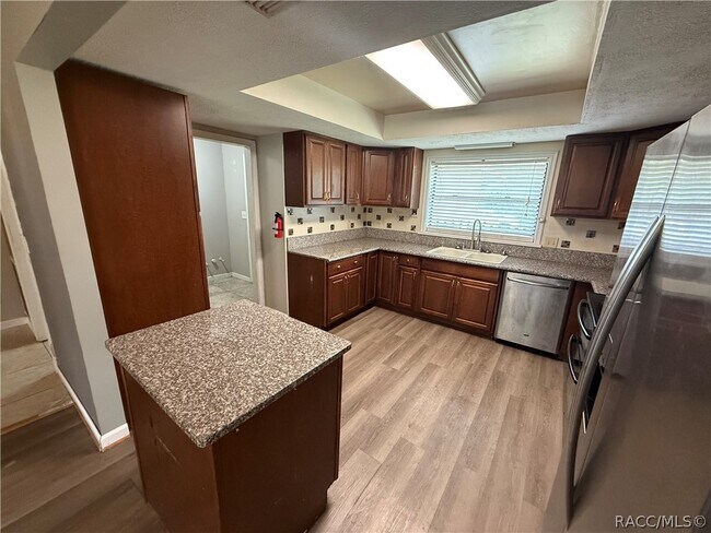 Building Photo - 5560 S Garcia Terrace
