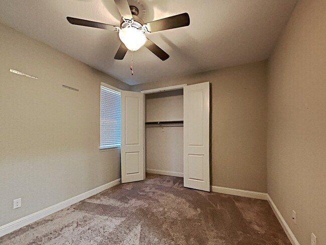 Building Photo - 1004 Indian Grass Ln