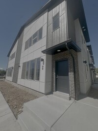 Building Photo - Springville Towns