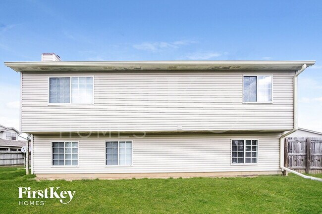 Building Photo - Single Family Home
