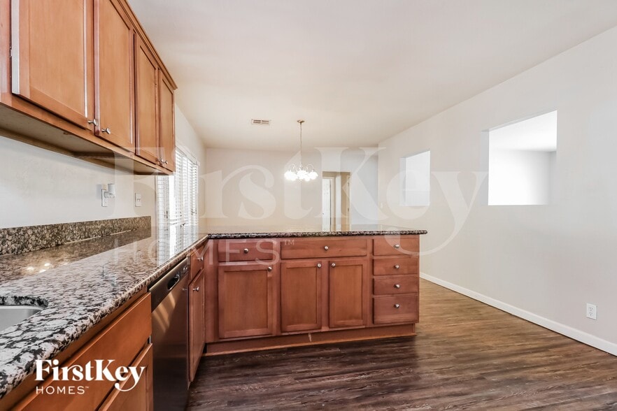 Building Photo - 7156 N 17th Dr