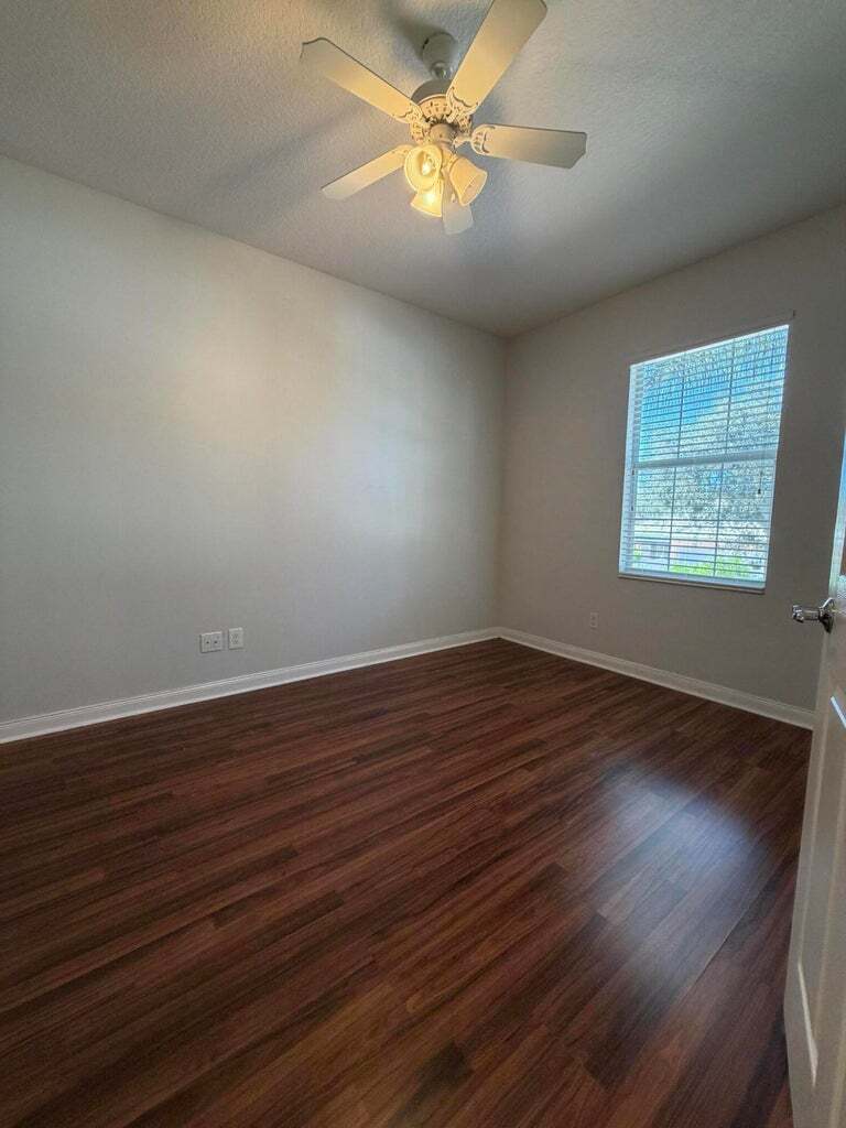 Building Photo - 3200 W Community Dr