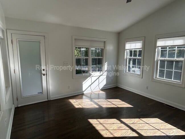 Building Photo - 3421 Kistler Ct