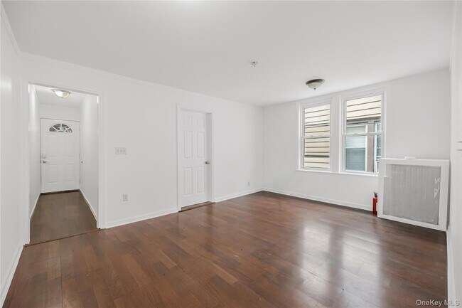 Building Photo - 151 Burhans Ave