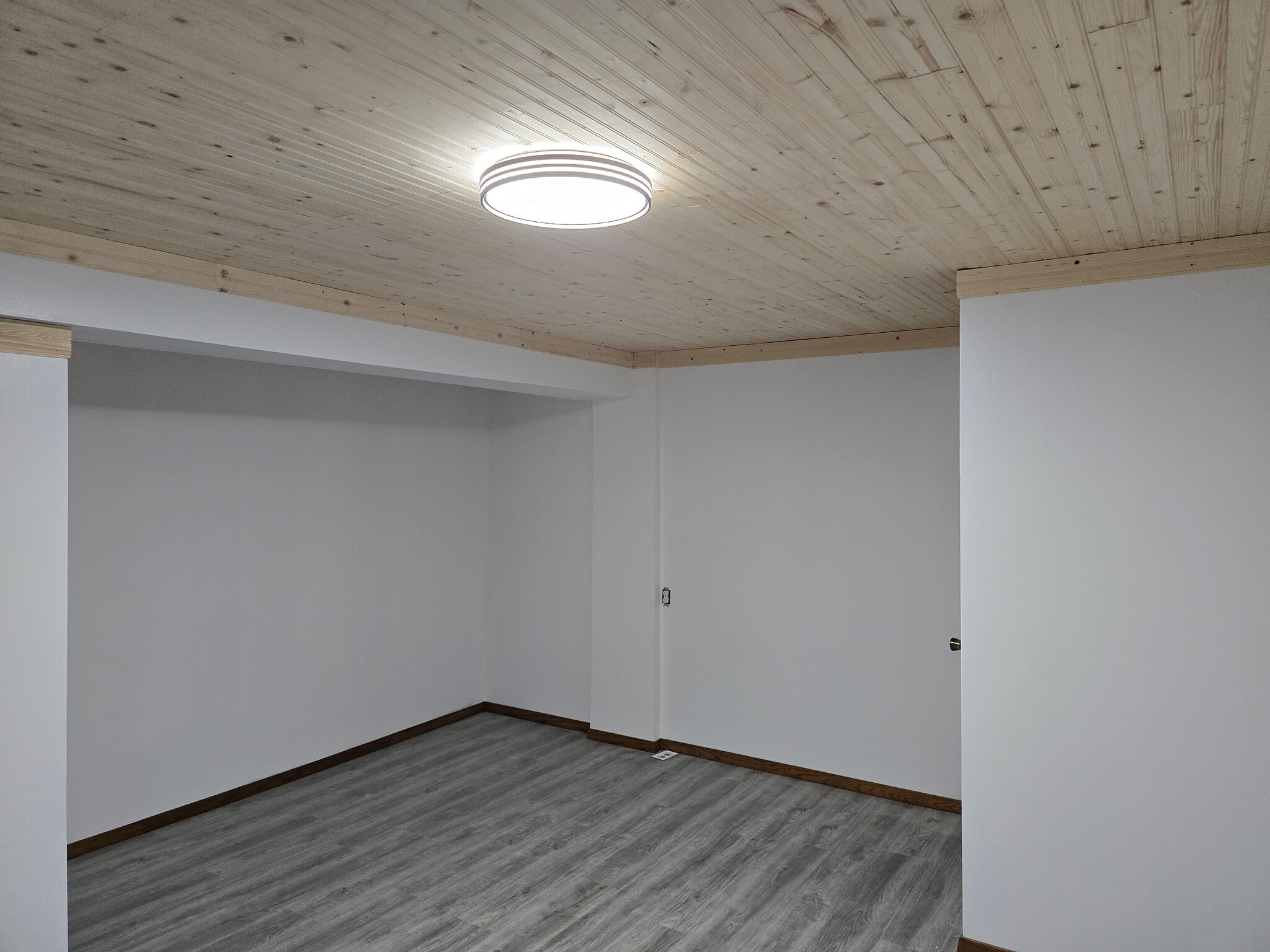 Building Photo - 391 Willow Grove Dr