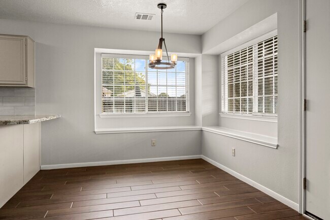 Building Photo - 11307 Travelers Way Cir