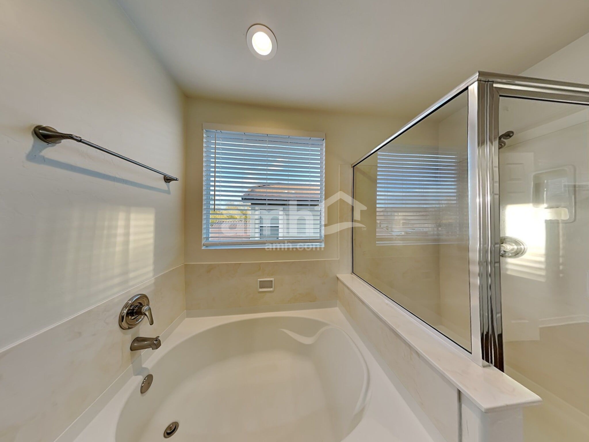 Building Photo - 739 W Paseo Celestial