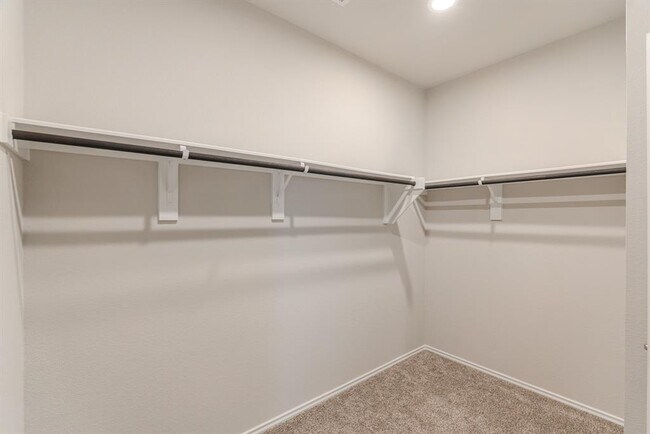 Building Photo - 9327 Colonial Bent Pl