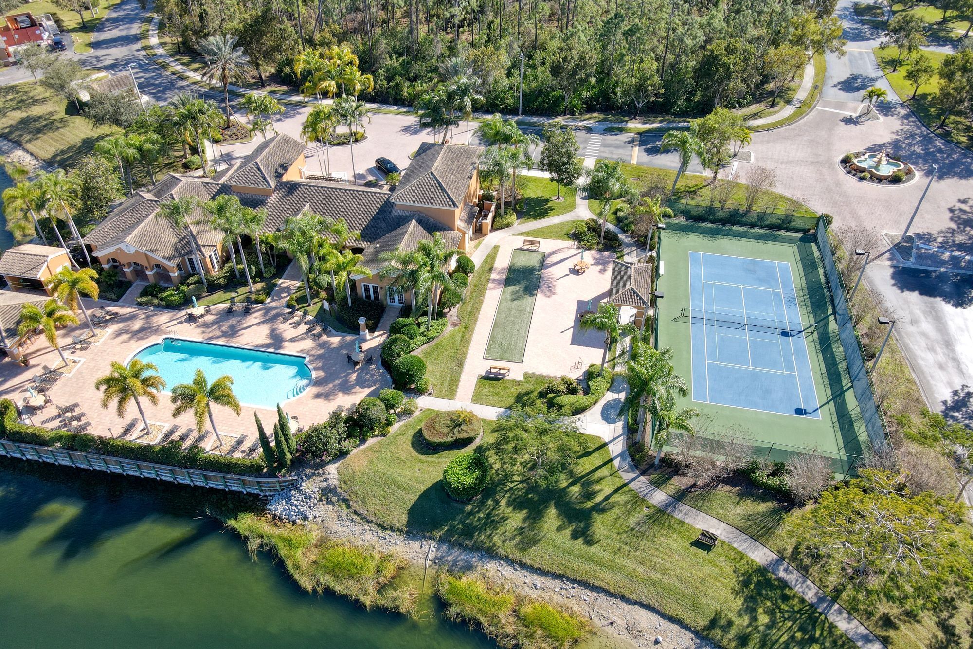 Building Photo - 1830 Florida Club Cir