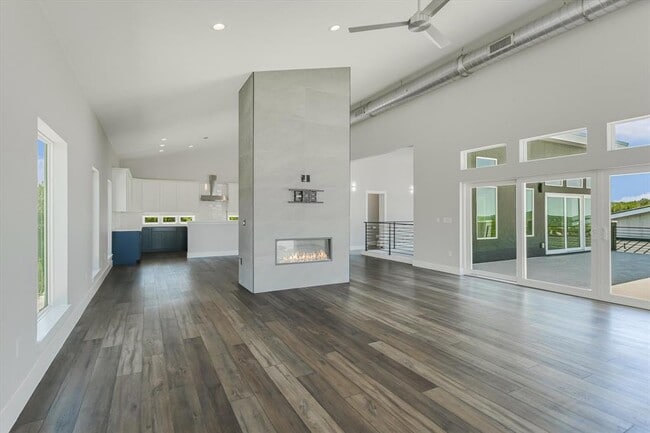 Building Photo - 3503 Constitution Dr