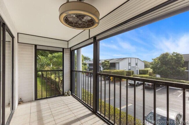 Building Photo - 15449 Lakes of Delray Blvd