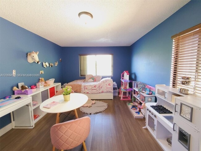 Building Photo - 3619 Torremolinos Ave