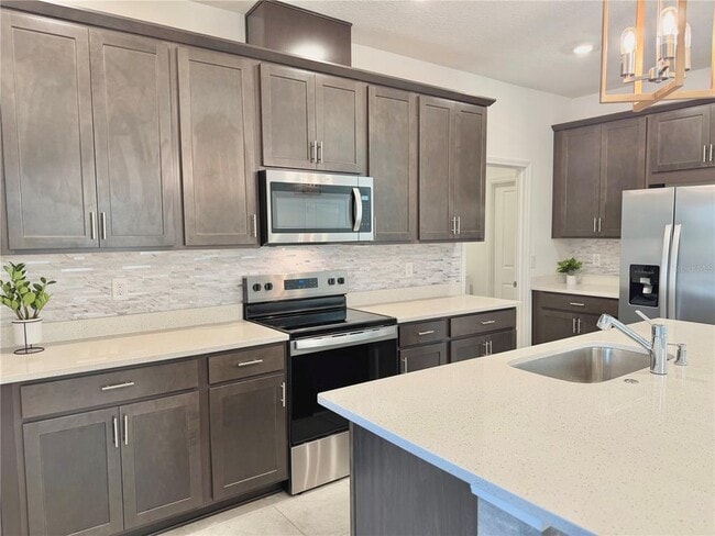 Building Photo - 2104 Axel St