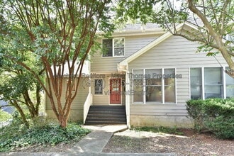 Building Photo - 102 Mallard Ct