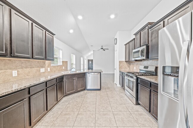 Building Photo - 5742 Pampus Prairie Rd