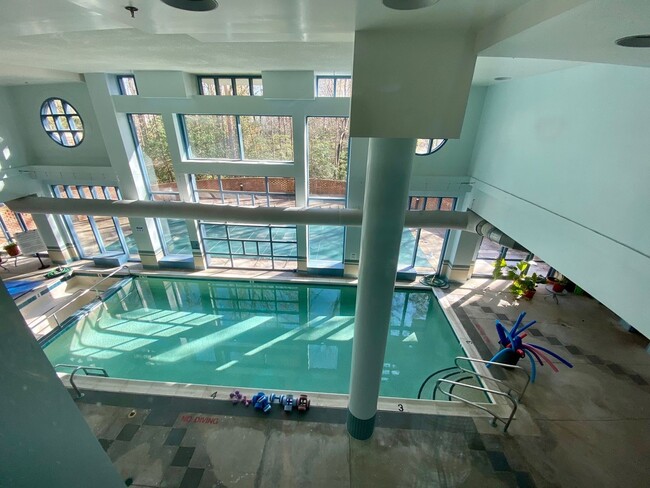 Building Photo - Heritage Harbour - South River Condominium...