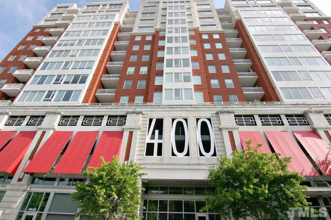 Great Location - 400 W North St