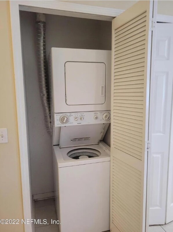 Building Photo - 3600 Lenin Peak Ct