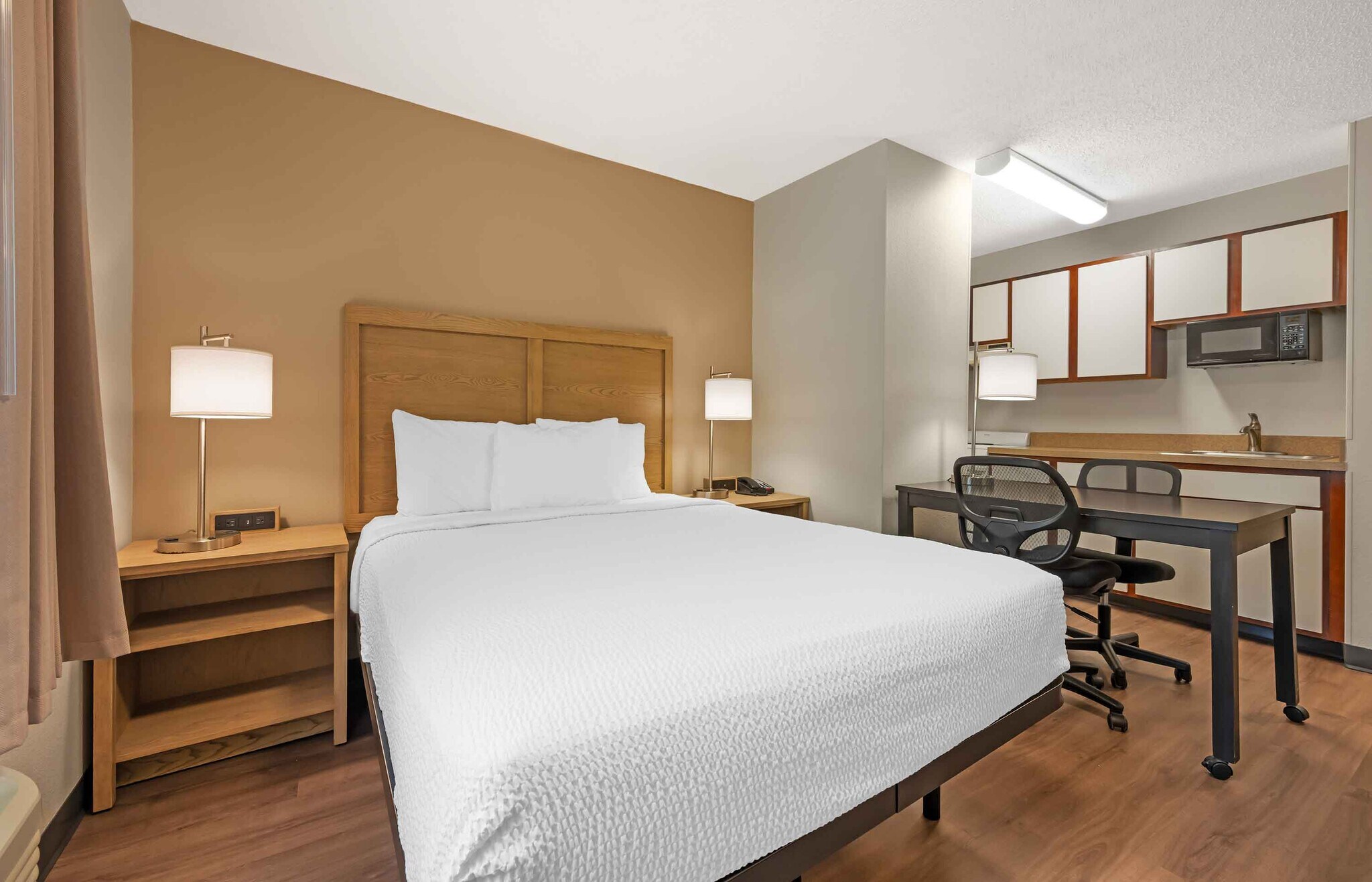 Building Photo - Furnished Studio-Dayton - Fairborn