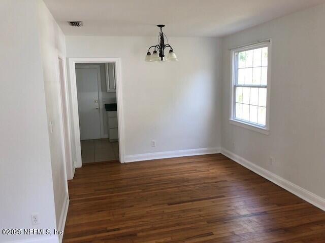 Building Photo - 1310 Menna St