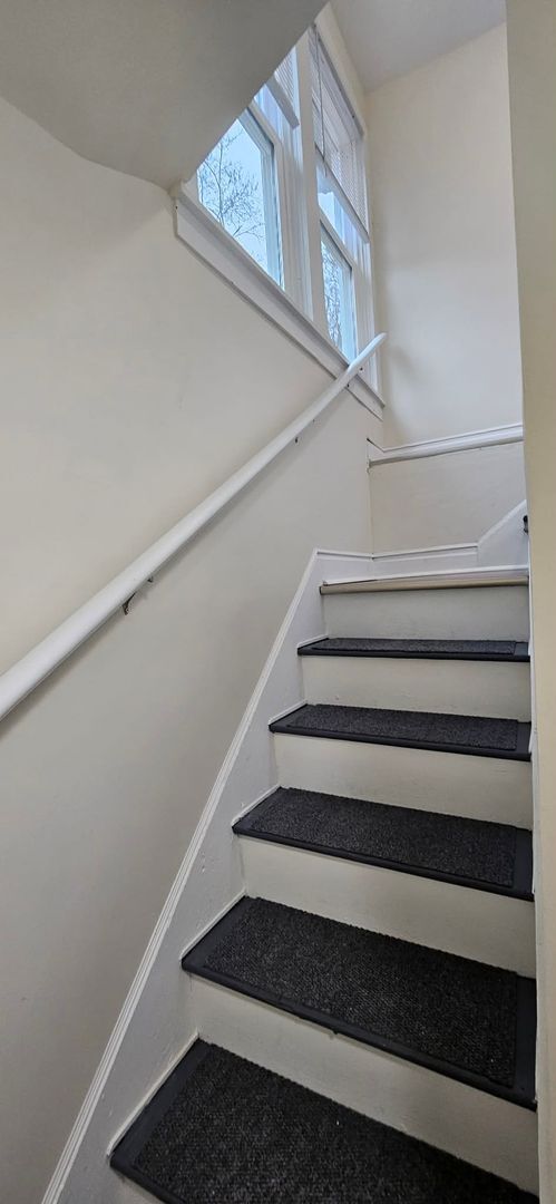 Building Photo - 438 Goethe St