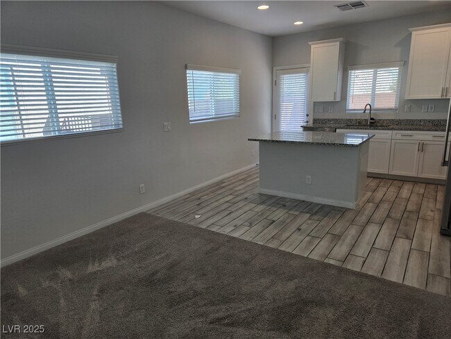 Building Photo - 5846 Steinbeck Vly St