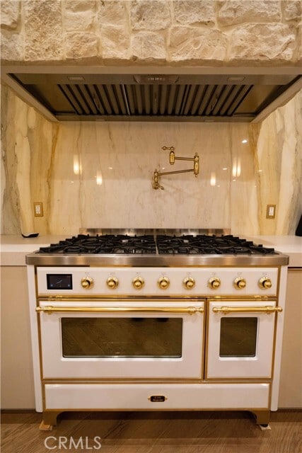 Building Photo - 17437 Oak Creek Ct