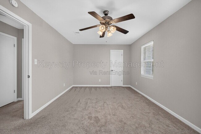 Building Photo - 2712 Fair Oak Ct