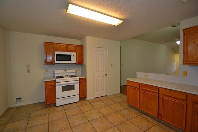 Building Photo - 2739 Blue Mist Dr