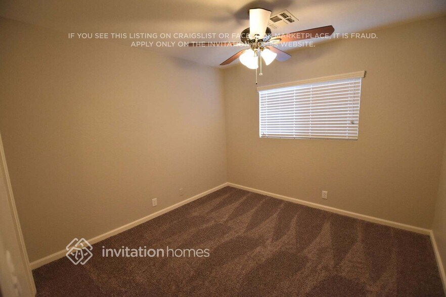 Building Photo - 2458 E Jasper Dr