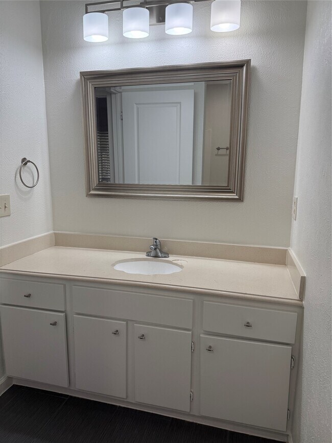 Building Photo - 262 Coppersmith Dr