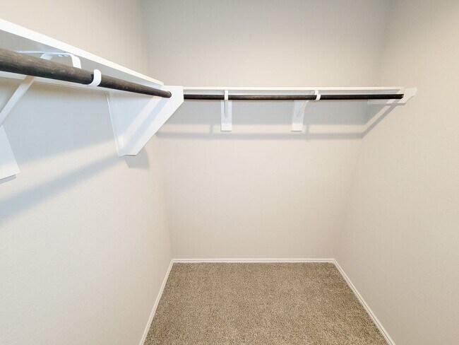 Building Photo - The price is right and the location is even better! Take a look TODAY at this like-new, 3/2, open...