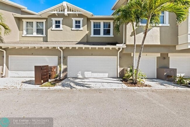 Building Photo - 580 Pacific Grove Dr