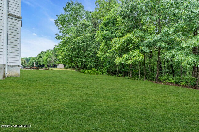 Building Photo - 8 Connor Dr