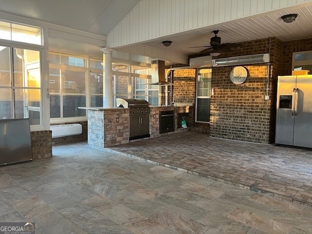 Building Photo - 312 Montgomery St