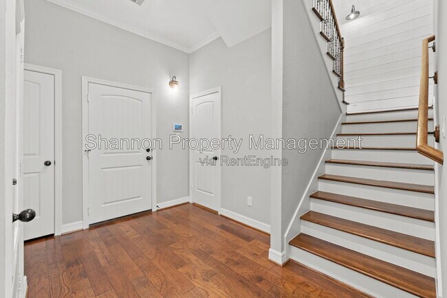 Building Photo - 5936 Kiam St