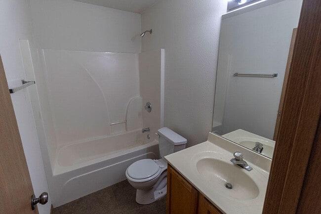 Building Photo - 1602 Typhoon Dr