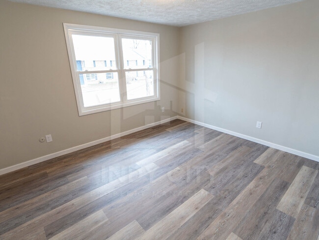 Building Photo - 3281 Ashley Ln