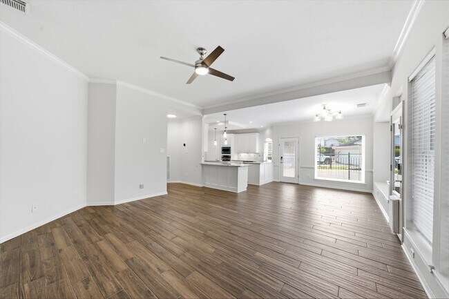 Building Photo - 2214 Lytham Ln