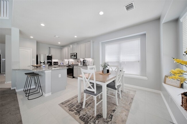 Building Photo - 26028 Brixham Oaks Dr