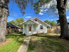 Building Photo - Large 2/1 House in Celanese- $1,495